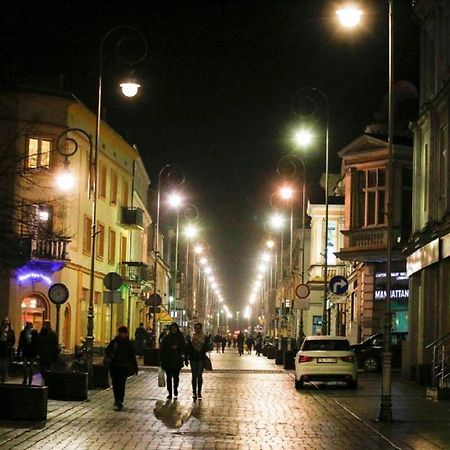 Apartamenty Centrum Mala Dwojeczka Blekitna Panoramiczna Balkonem Promenada キェルツェ エクステリア 写真