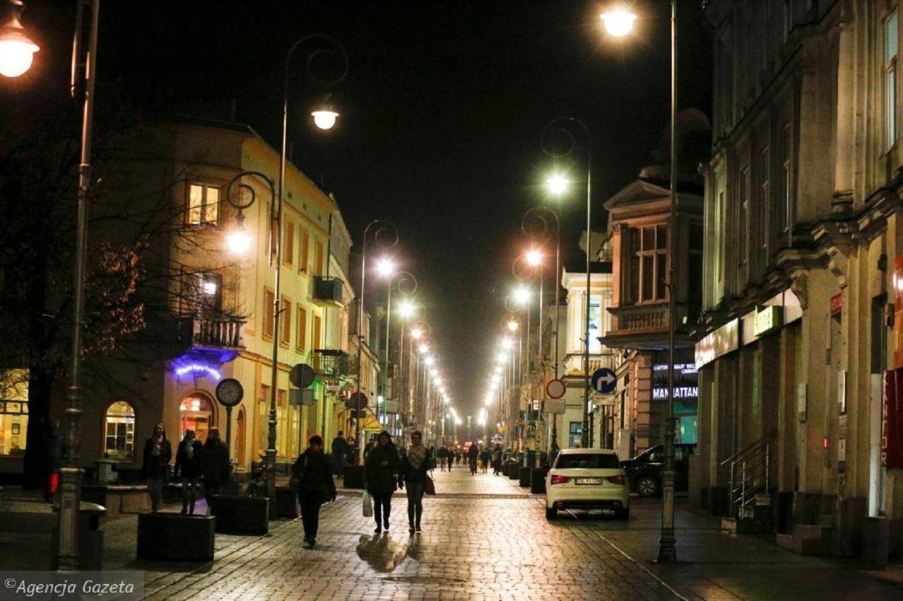 Apartamenty Centrum Mala Dwojeczka Blekitna Panoramiczna Balkonem Promenada キェルツェ エクステリア 写真