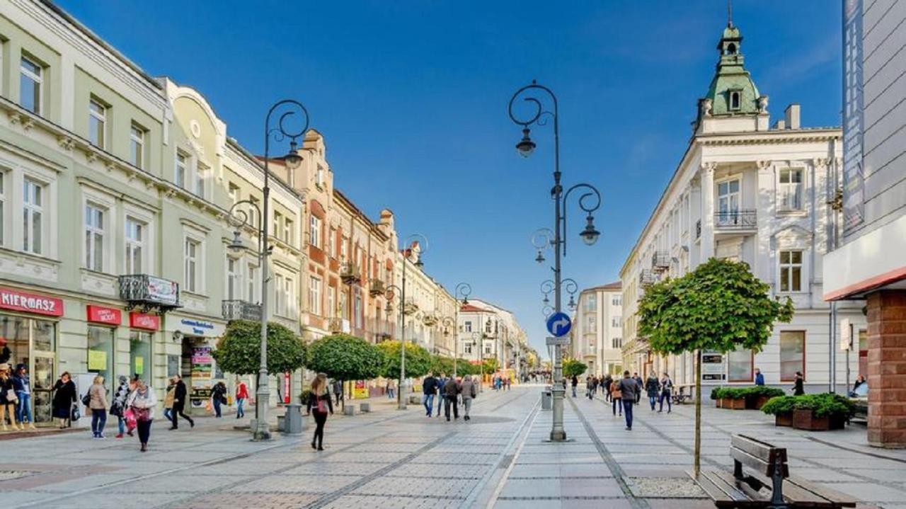 Apartamenty Centrum Mala Dwojeczka Blekitna Panoramiczna Balkonem Promenada キェルツェ エクステリア 写真