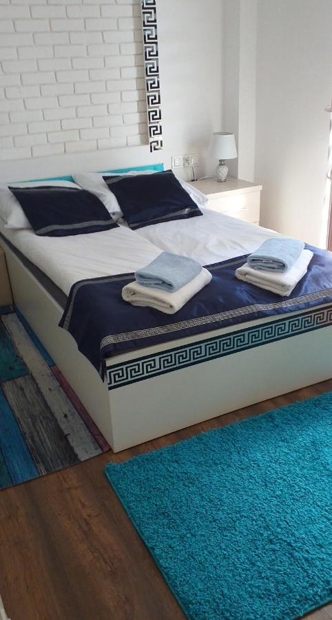 Apartamenty Centrum Mala Dwojeczka Blekitna Panoramiczna Balkonem Promenada キェルツェ エクステリア 写真