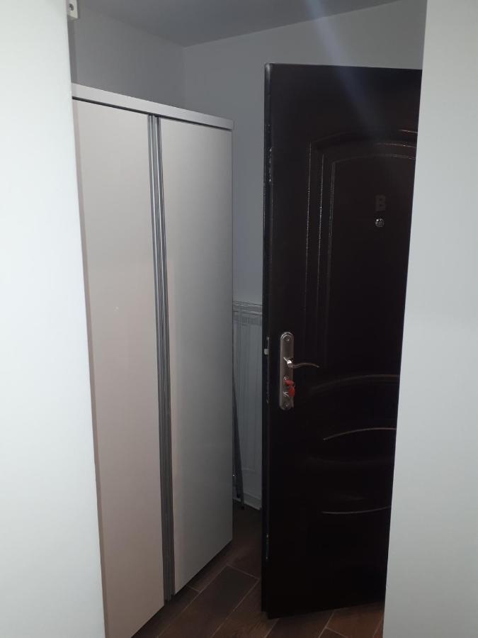 Apartamenty Centrum Mala Dwojeczka Blekitna Panoramiczna Balkonem Promenada キェルツェ エクステリア 写真